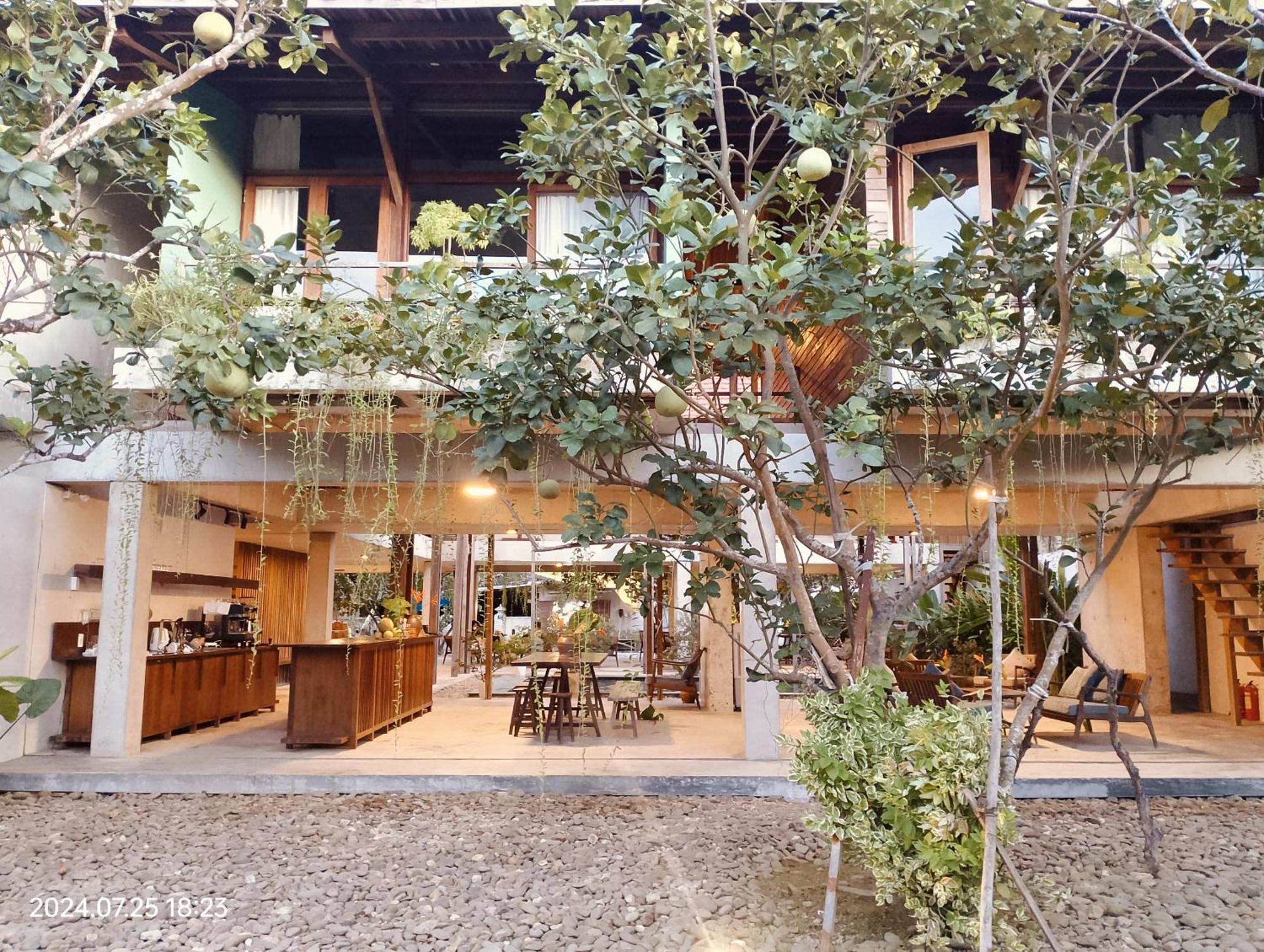 Hachi Homestay & Spa Hue Exterior foto
